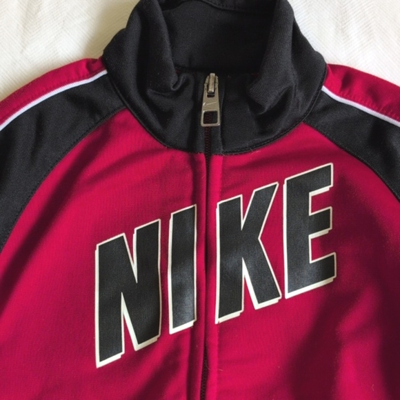 nike red zip-up track activewear sporty jacket 24 months baby boy - Picture 3 of 7